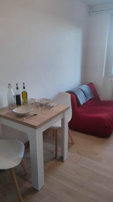 Charmant T1Bis Renove Avec Gout Rodez Exterior foto